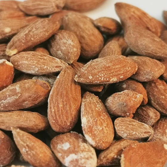 snack : Amandes grillées au sel de l'Himalaya , 100% naturel et artisanale